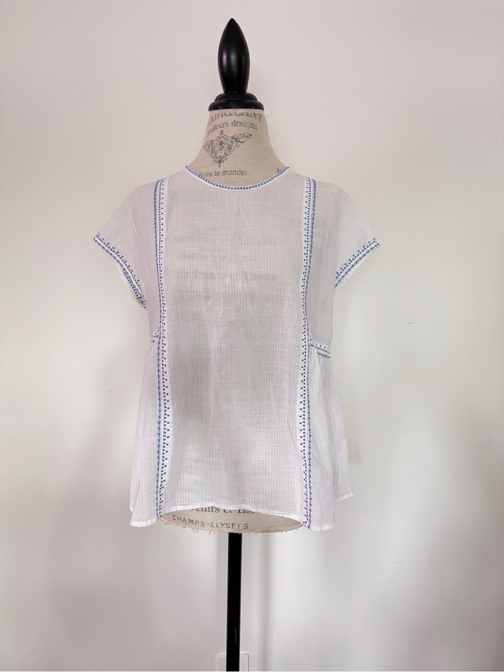 Madewell White Short Sleeve Blouse with Embroidered Blue Trim - Picture 4 of 9
